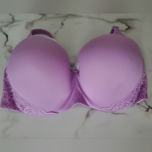 BRAND NEW Pennington's Lace Detail Déesse Contour Padded T-shirt Bra - Lilac